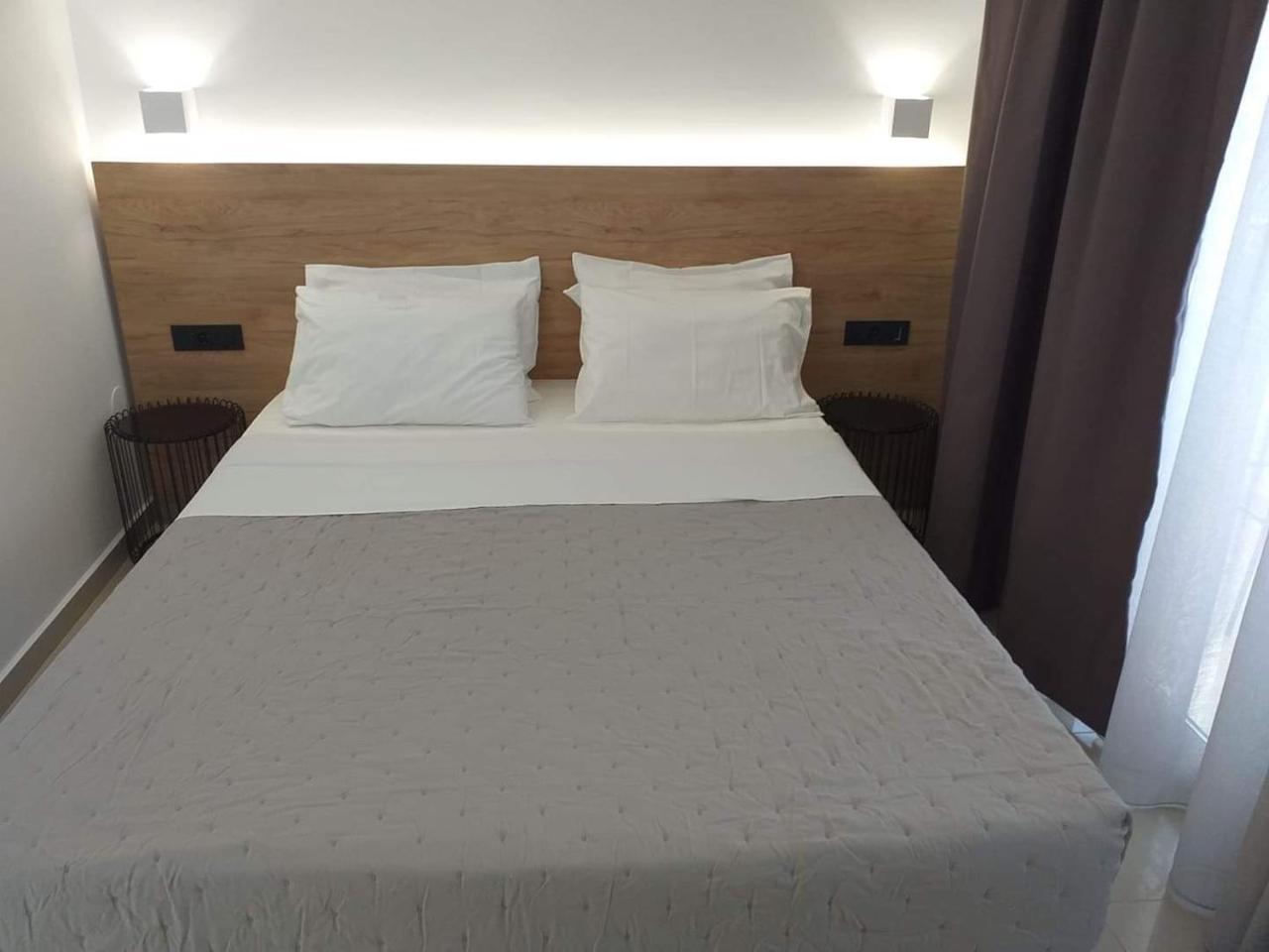 Aestas Apartments Agia Marina エクステリア 写真